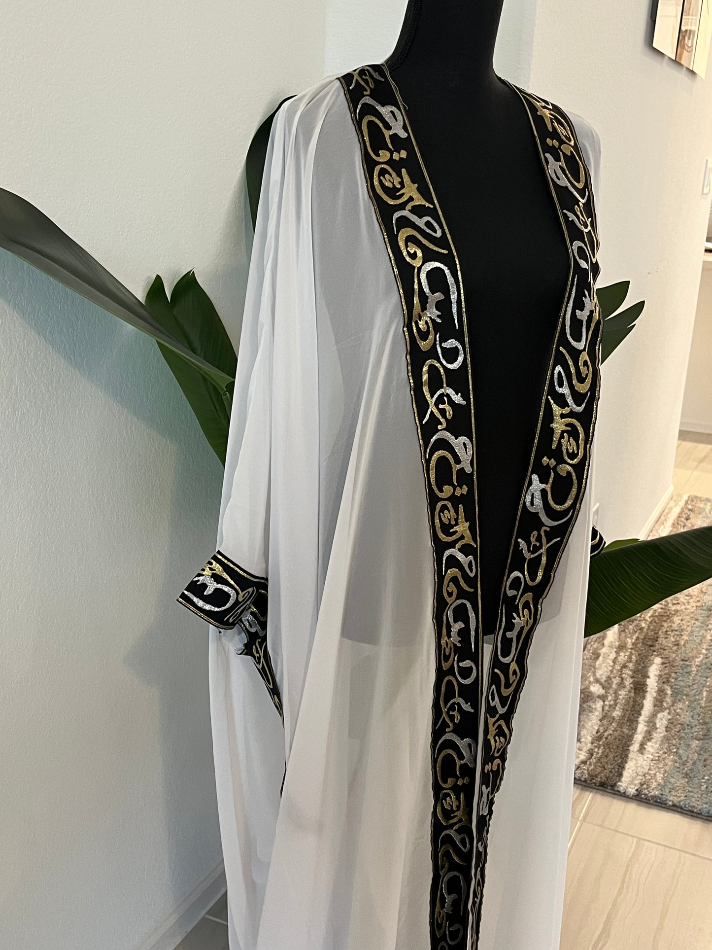 Open abaya